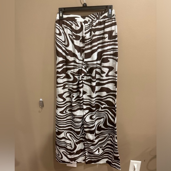 Michael Kors Zebra print wide leg pant - Picture 2 of 3
